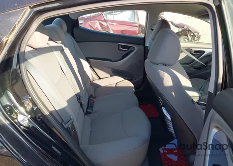 2016 Hyundai Elantra Se z USA, uszkodzony, nr VIN 5NPDH4AE5GH773457